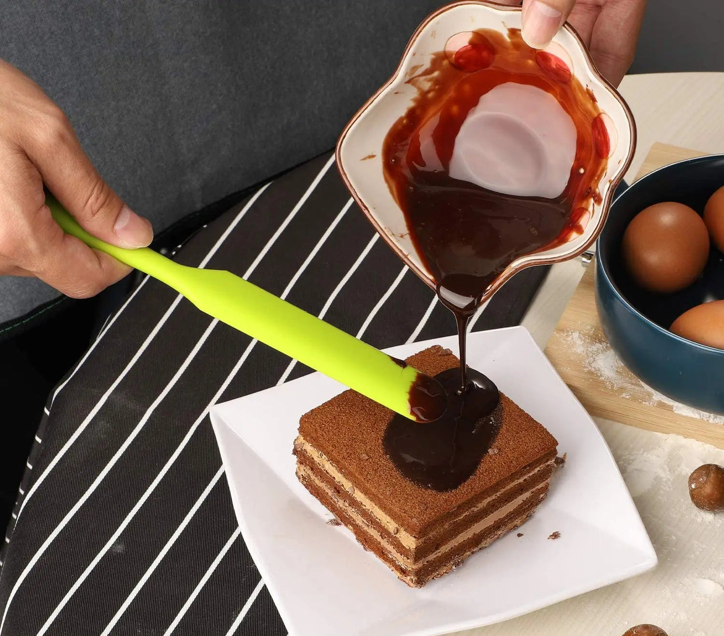 Set de 6 Ustensiles de Cuisine en Silicone – Spatules & Brosse Résistantes à la Chaleur
